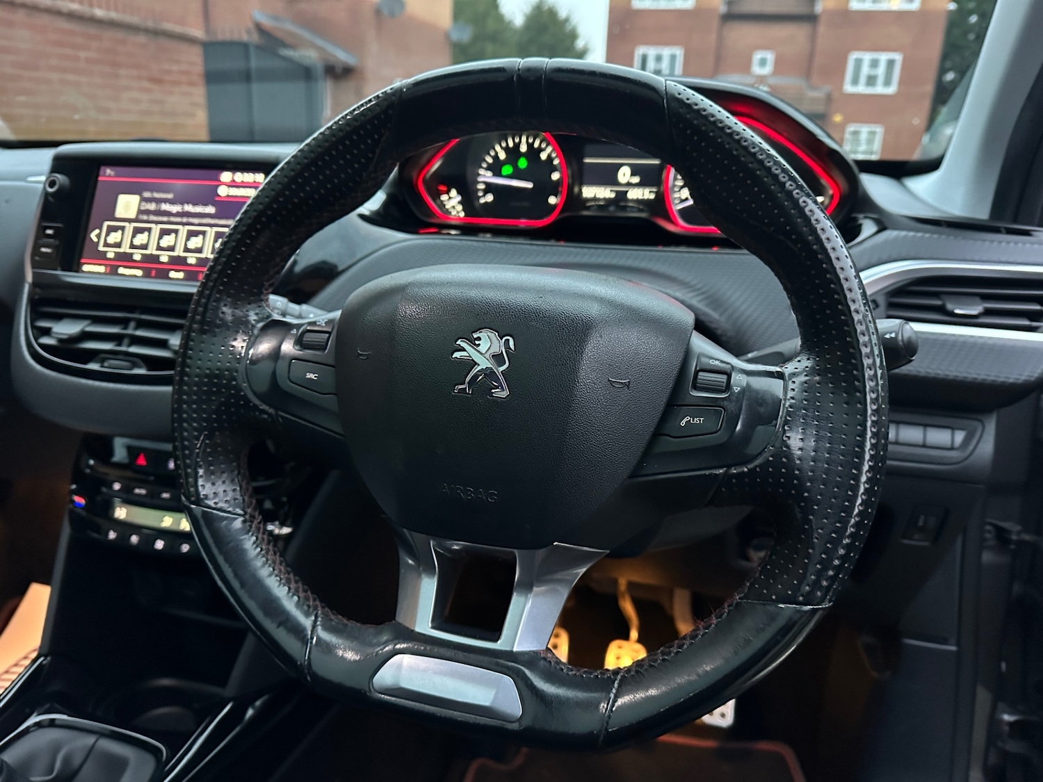 Used Peugeot 2008 2017 for sale - 77852690: Photo 16