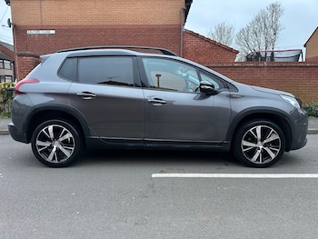 Used Peugeot 2008 2017 for sale - 77852690: Photo