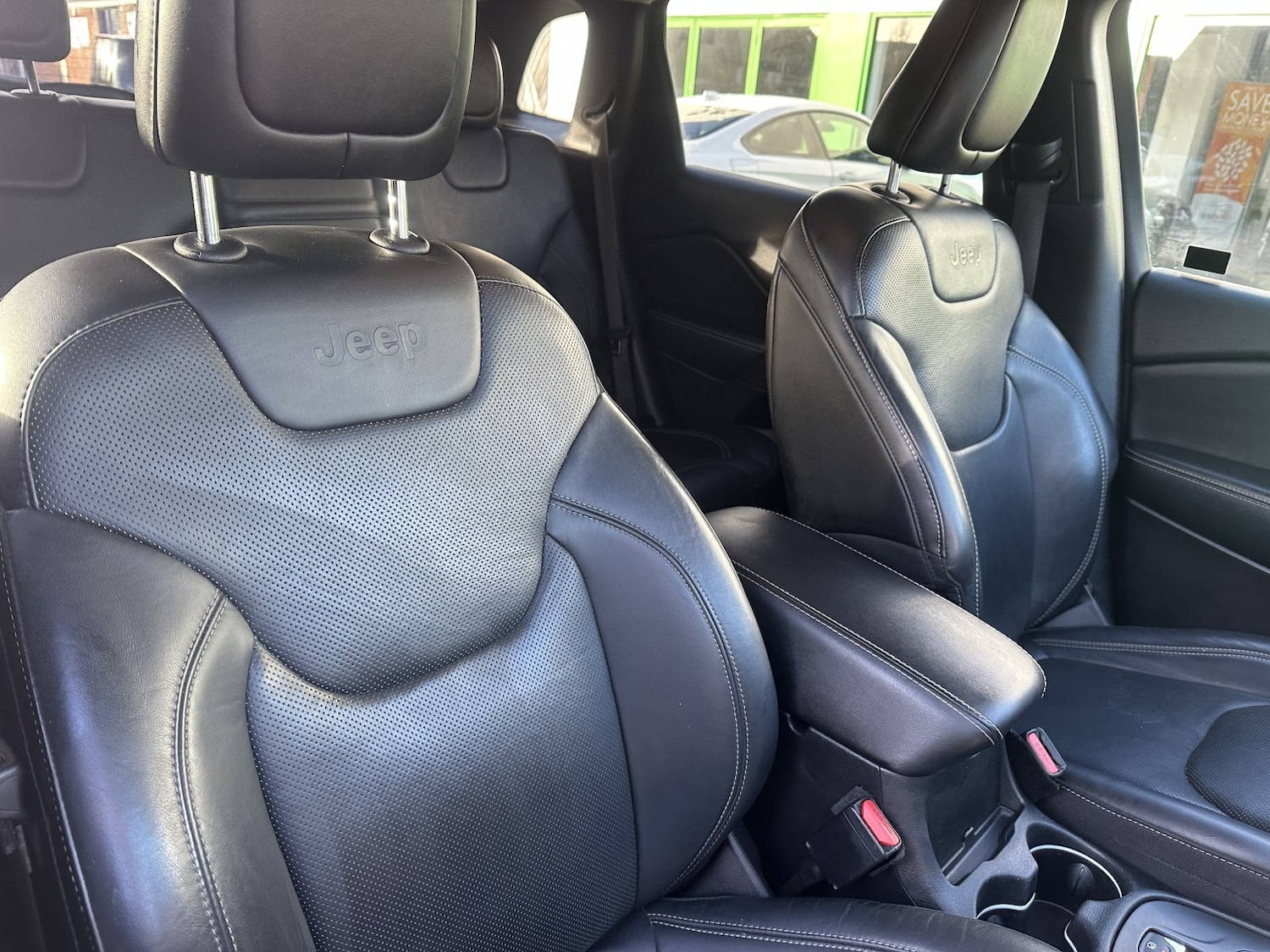 Used Jeep Cherokee 2015 for sale - 78098127: Photo 17