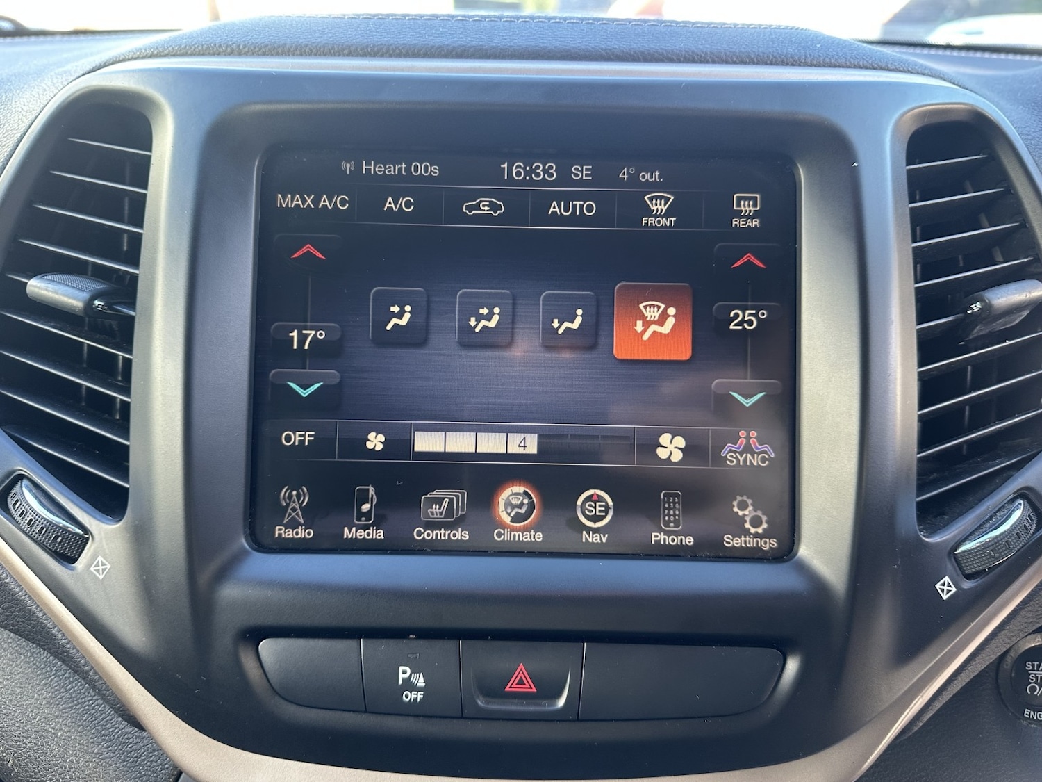 Used Jeep Cherokee 2015 for sale - 78098127: Photo 20