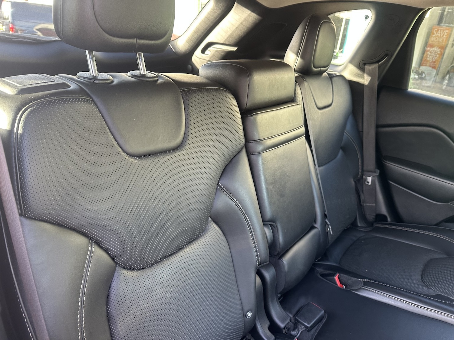 Used Jeep Cherokee 2015 for sale - 78098127: Photo 8