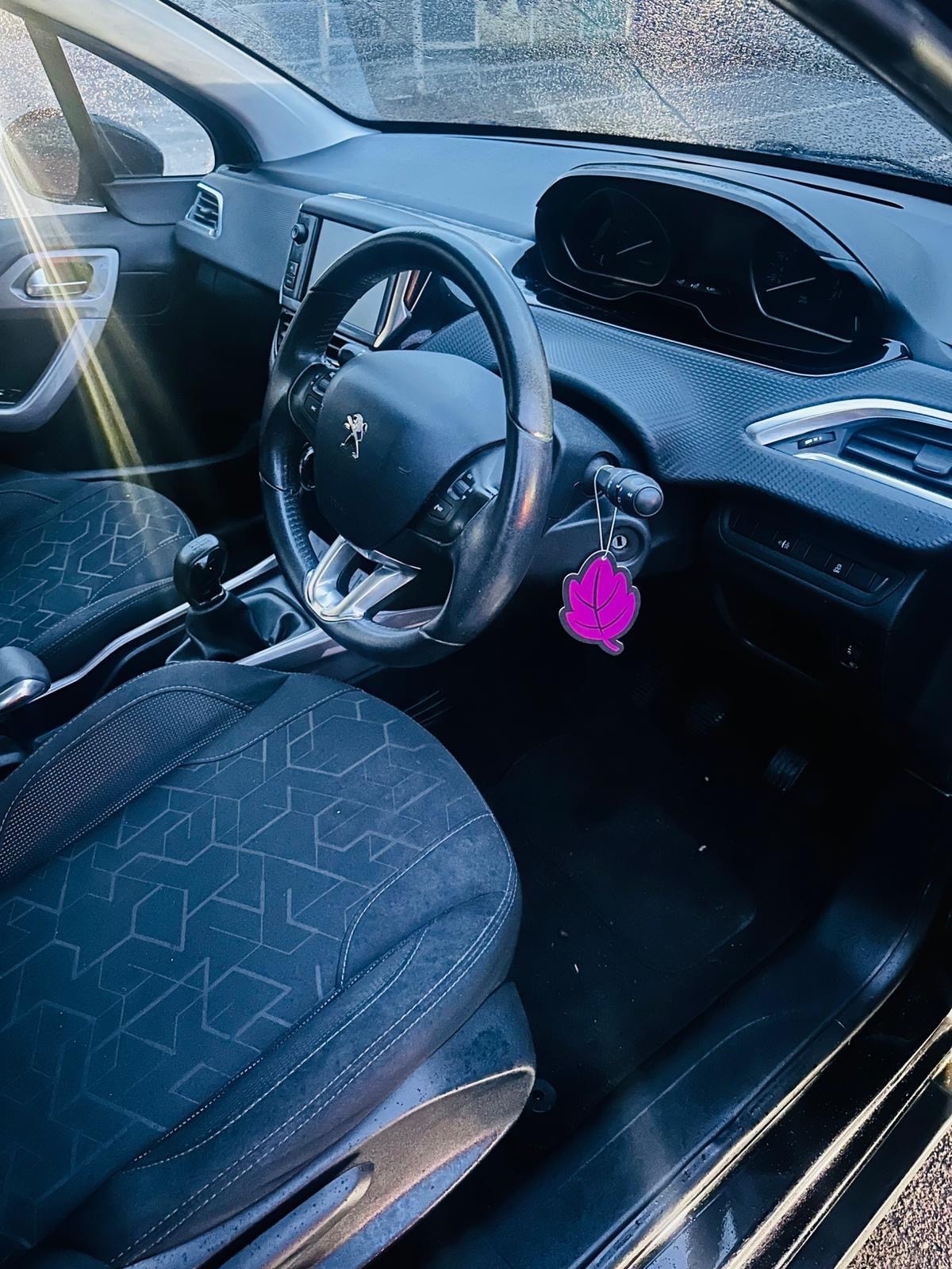 Used Peugeot 2008 2016 for sale - 78007912: Photo 11