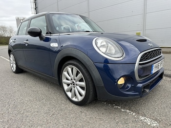 MINI Hatch feature image