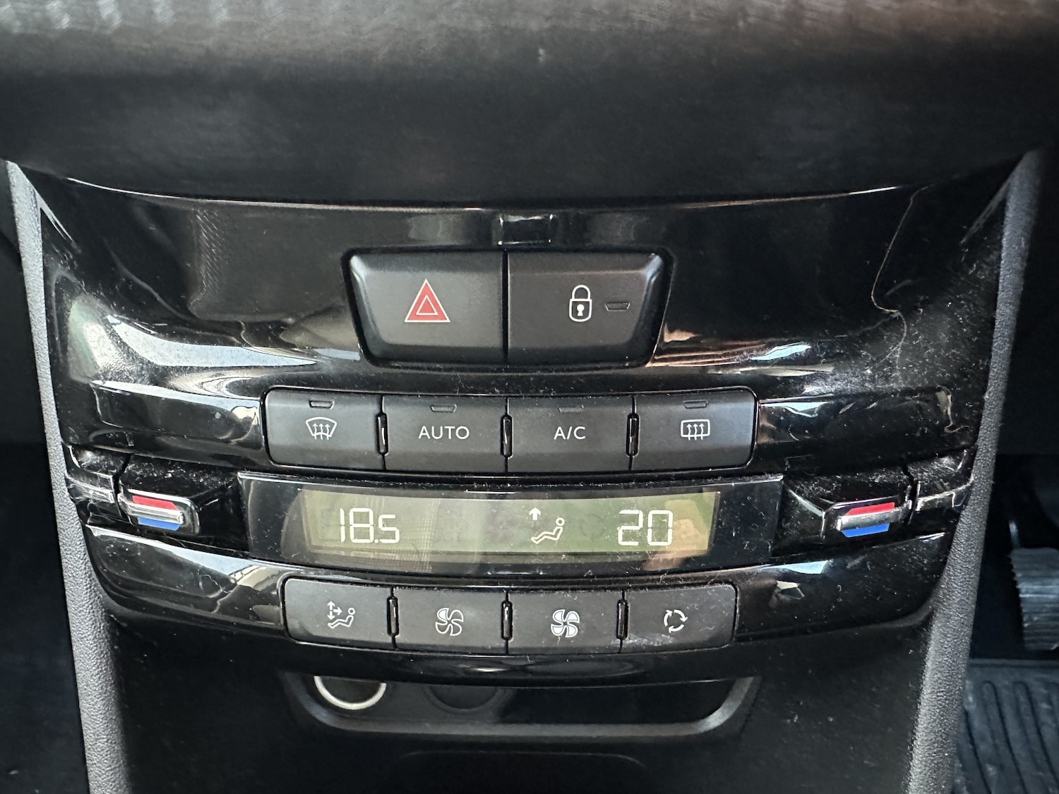 Used Peugeot 208 2019 for sale - 78091167: Photo 10