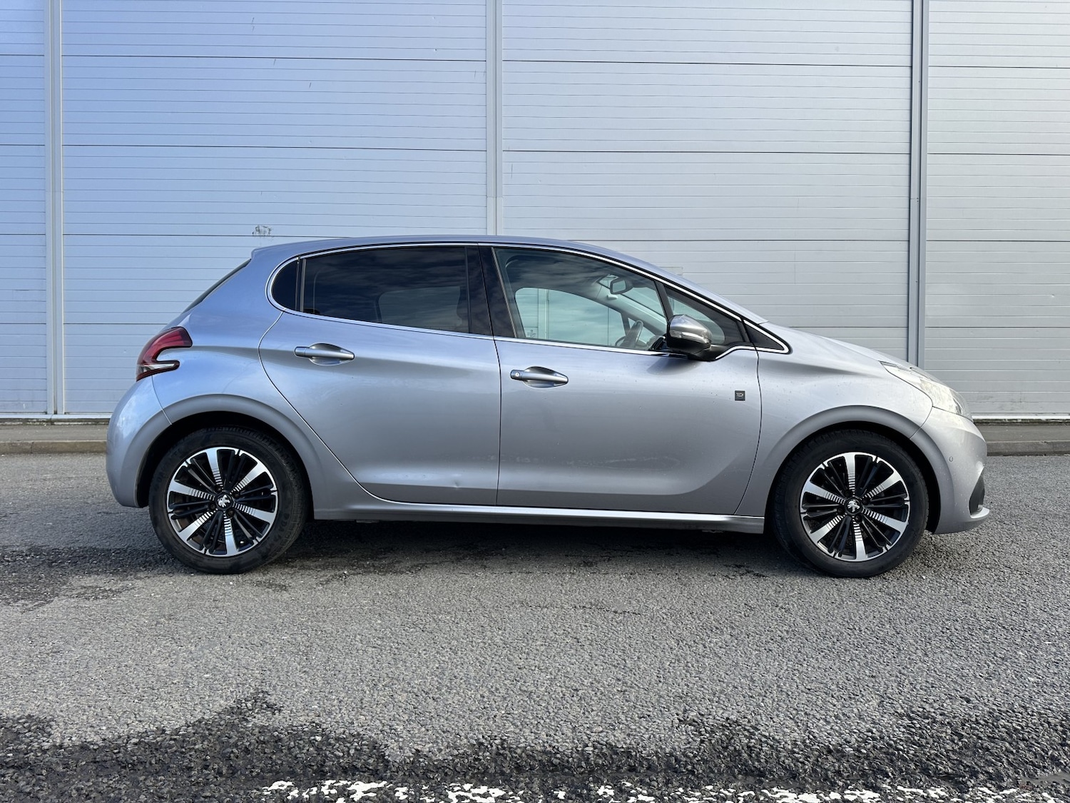Used Peugeot 208 2019 for sale - 78091167: Photo 8