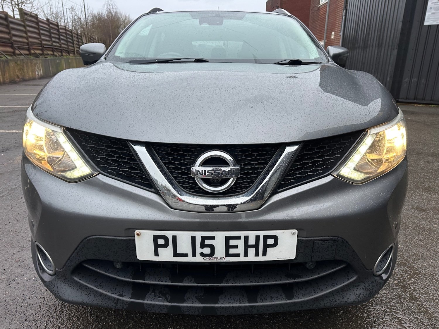 Used Nissan Qashqai 2015 for sale - 77983602: Photo 2