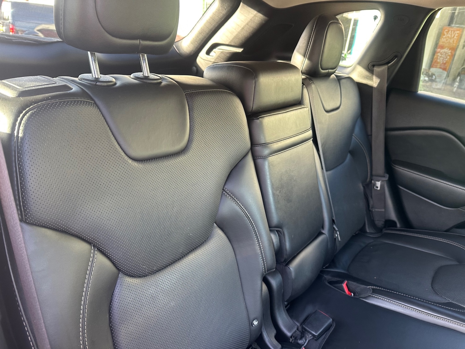 Used Jeep Cherokee 2015 for sale - 78014835: Photo 8