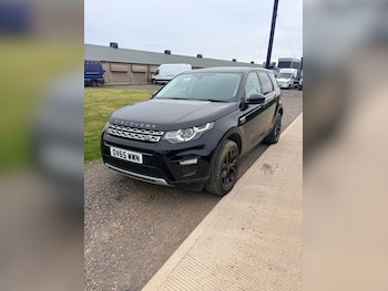 Used Land Rover Discovery Sport 2015 for sale - 78273742: Photo