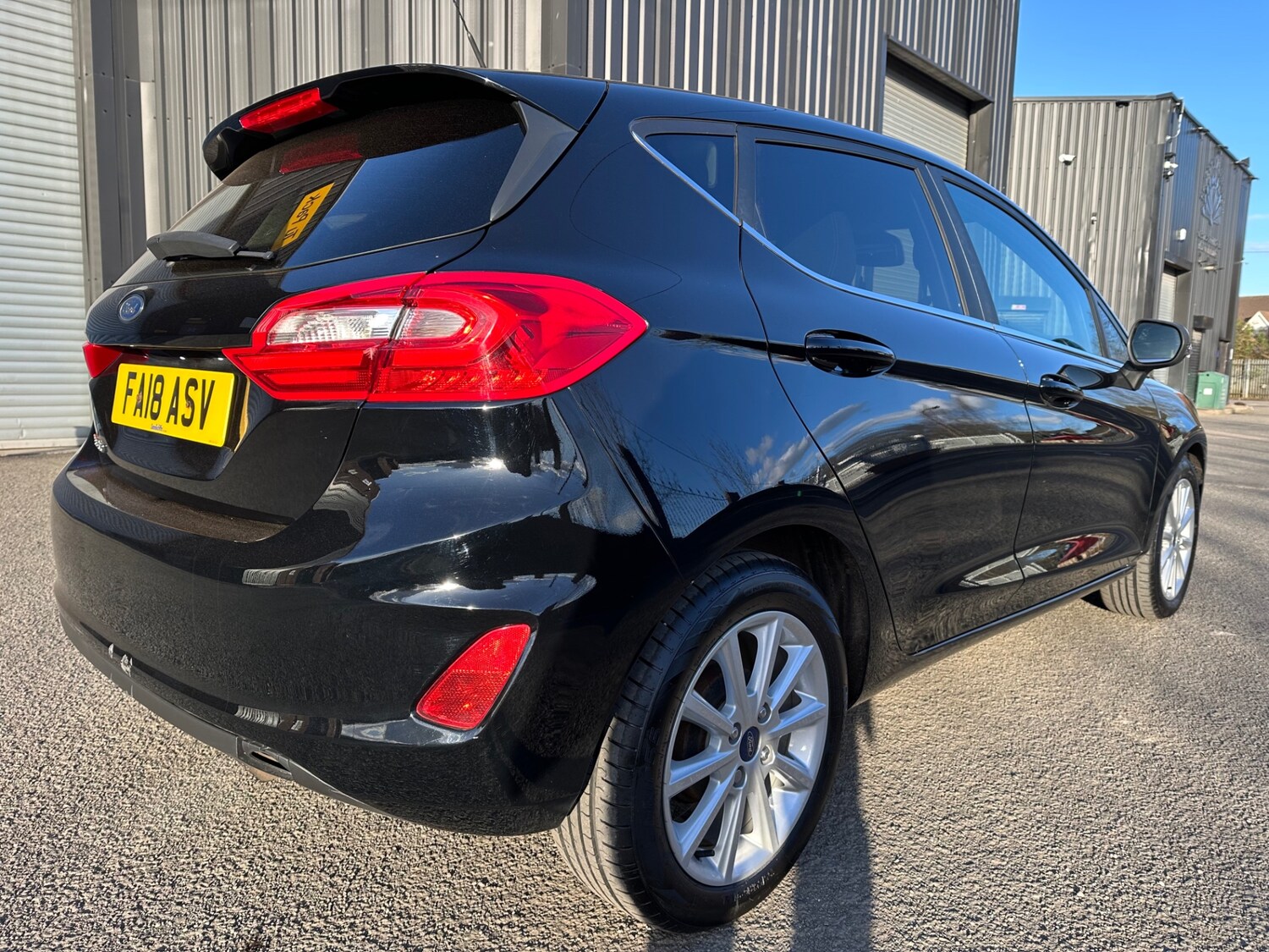 Used Ford Fiesta 2018 for sale - 77889350: Photo 6