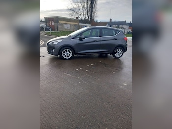 Used Ford Fiesta 2018 for sale - 78323997: Photo