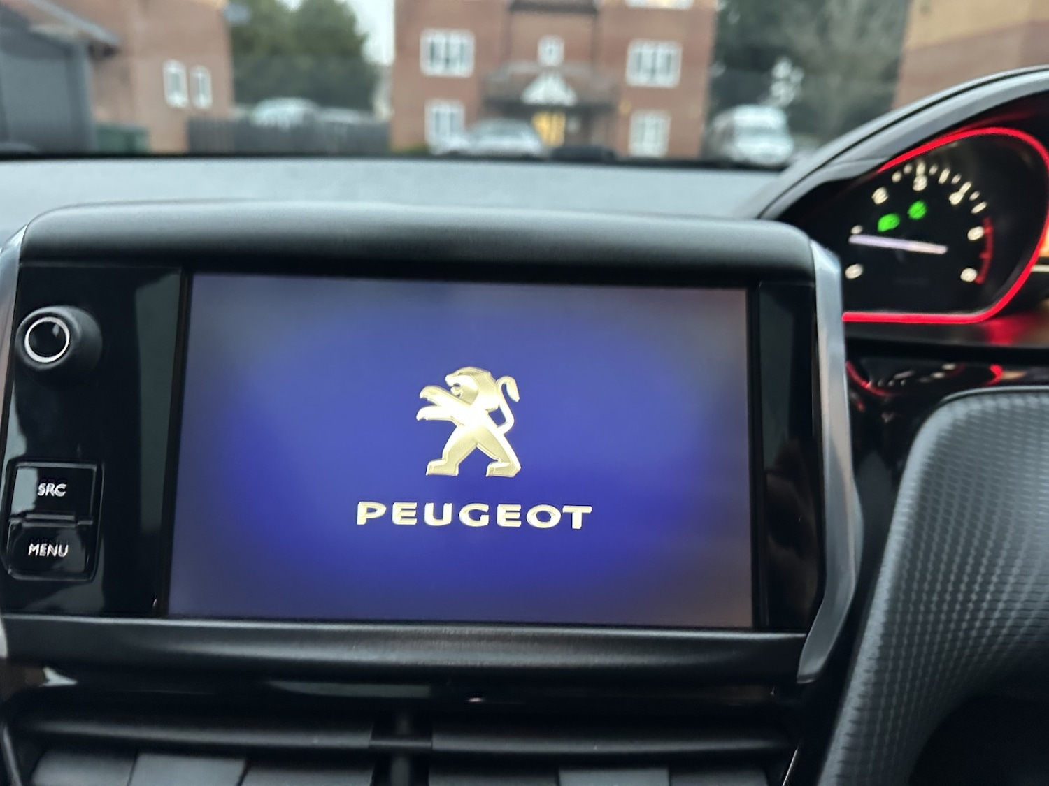 Used Peugeot 2008 2017 for sale - 78091175: Photo 9