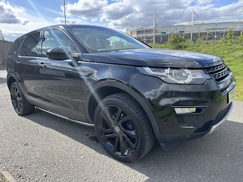 Used Land Rover Discovery Sport 2015 for sale - 78317018: Photo