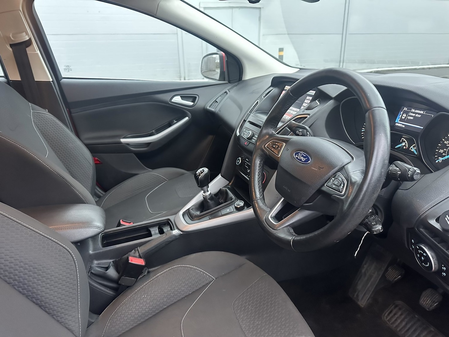 Used Ford Focus 2016 for sale - 78098136: Photo 9