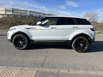 Used Land Rover Range Rover Evoque 2017 for sale - 78091174: Photo