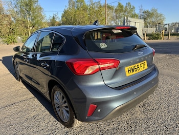 Used Ford Focus 2018 for sale - 78452400: Photo