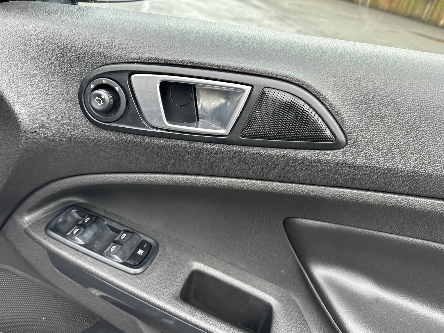 Used Ford Ecosport 2015 for sale - 78091176: Photo 9