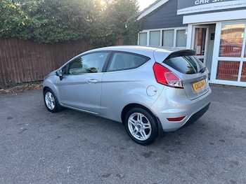 Used Ford Fiesta 2013 for sale - 79105420: Photo