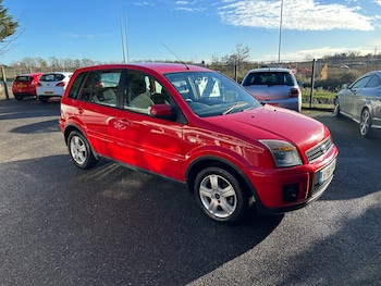 2011 (61) - 1.4 Zetec 5dr [Climate]