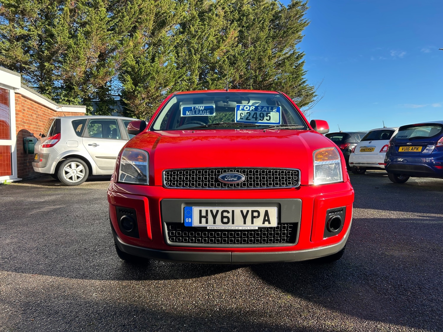 Used Ford Fusion 2011 for sale - 76817636: Photo 2