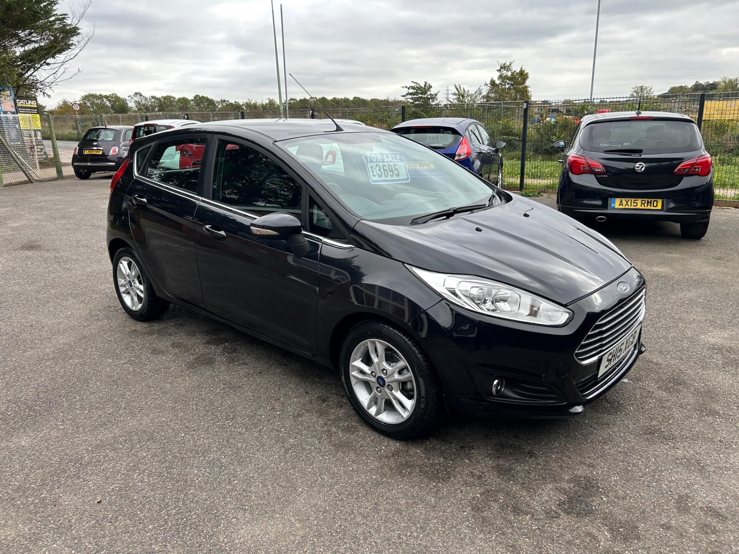 Used Ford Fiesta 2015 for sale - 76194682: Photo 1