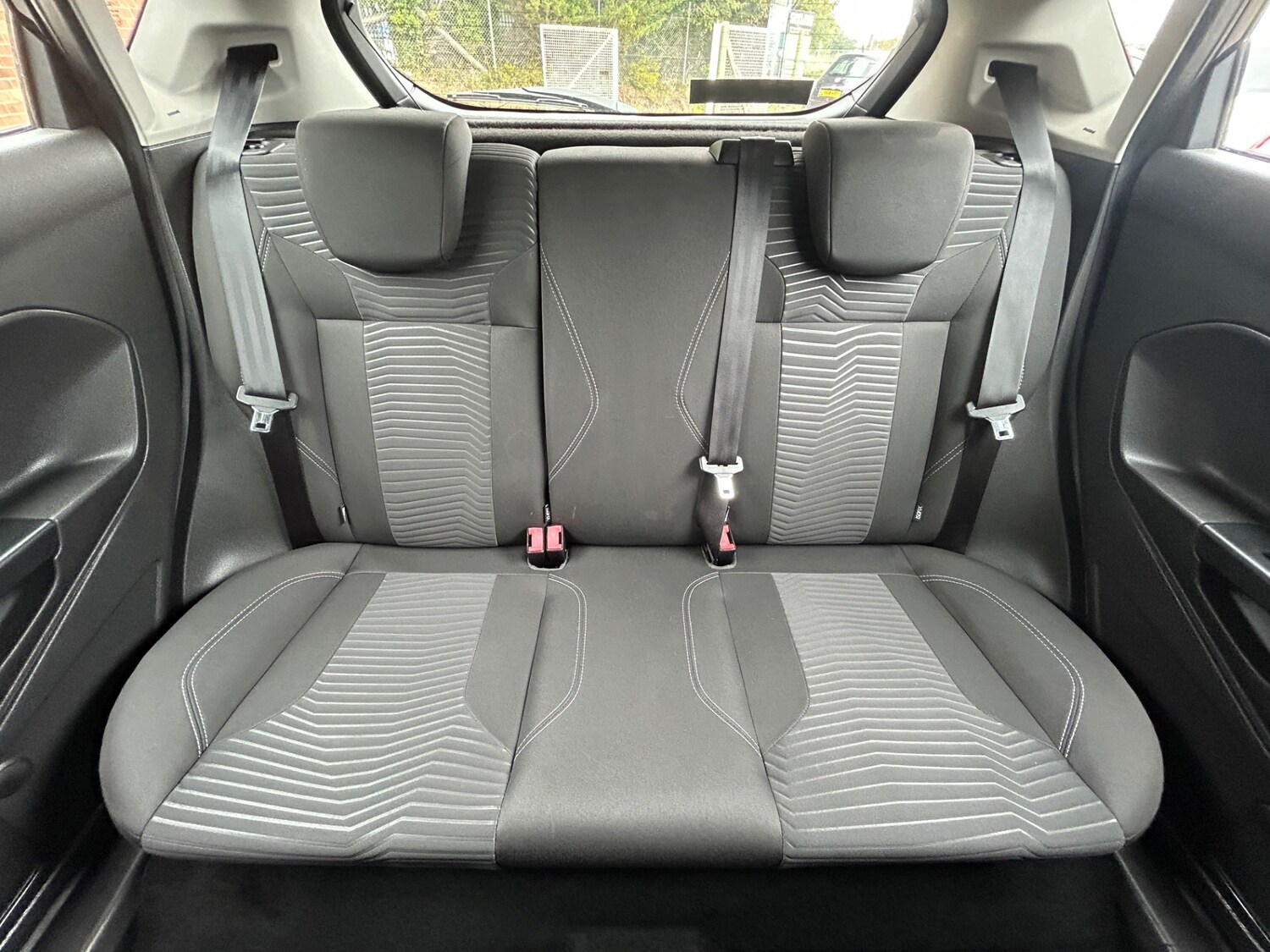 Used Ford Fiesta 2015 for sale - 76194682: Photo 11