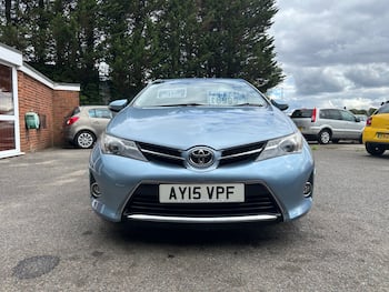 Used Toyota Auris 2015 for sale - 79852445: Photo