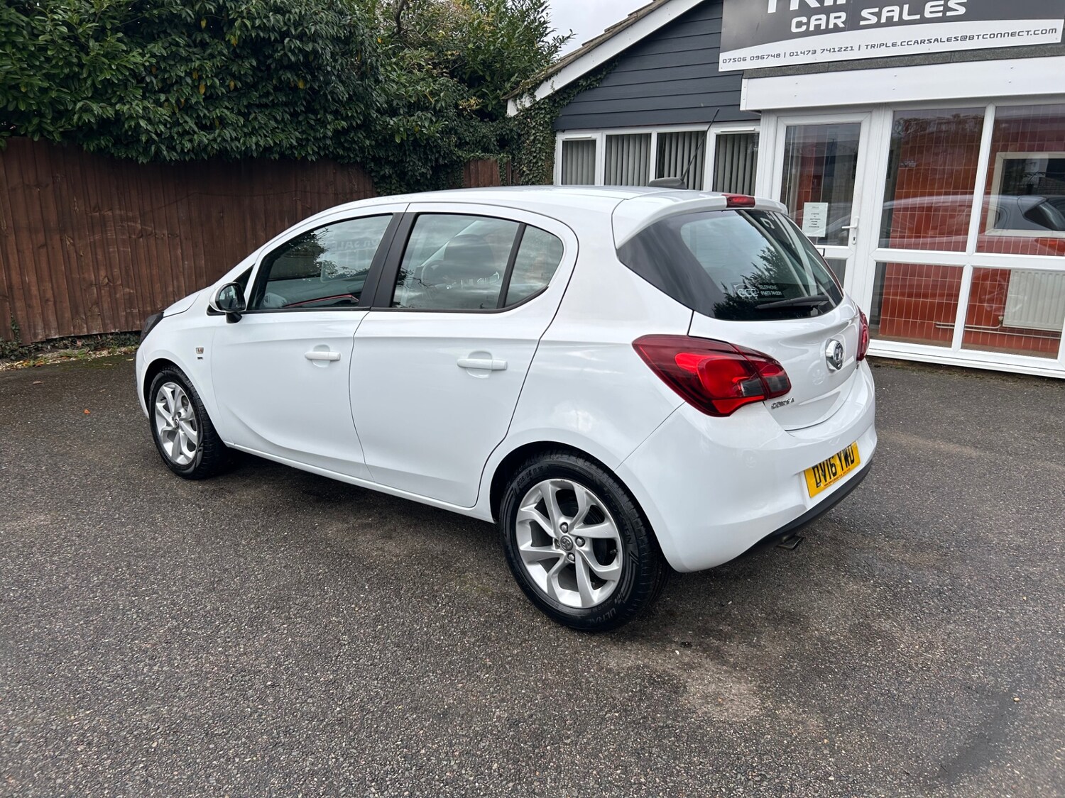 Used Vauxhall Corsa 2016 for sale - 76430612: Photo 4