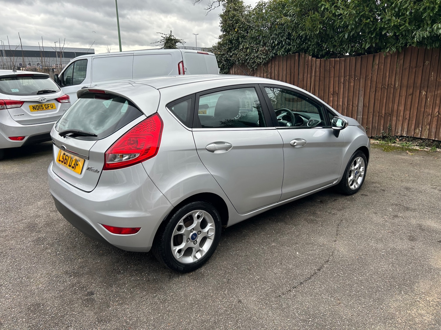 Used Ford Fiesta 2011 for sale - 77728890: Photo 6