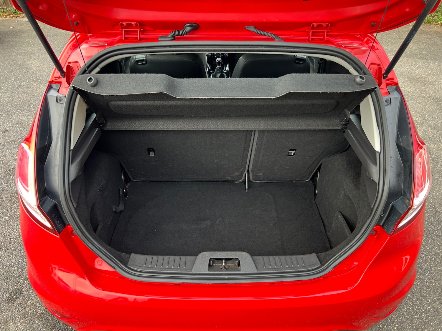 Used Ford Fiesta 2015 for sale - 76222008: Photo 13