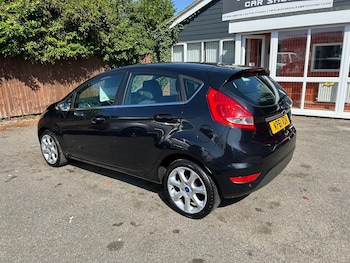 Used Ford Fiesta 2011 for sale - 79019818: Photo