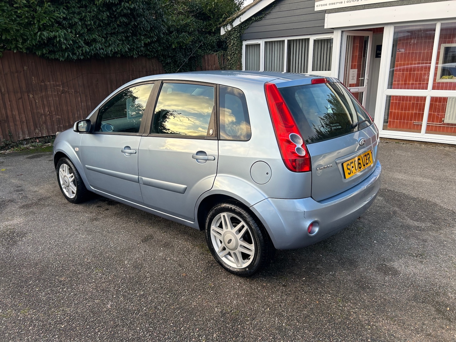 Used Ford Fiesta 2006 for sale - 76918078: Photo 4