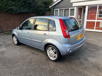 Used Ford Fiesta 2006 for sale - 76918078: Photo