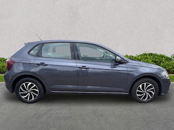 Used Volkswagen Polo 2023 for sale - 78340417: Photo