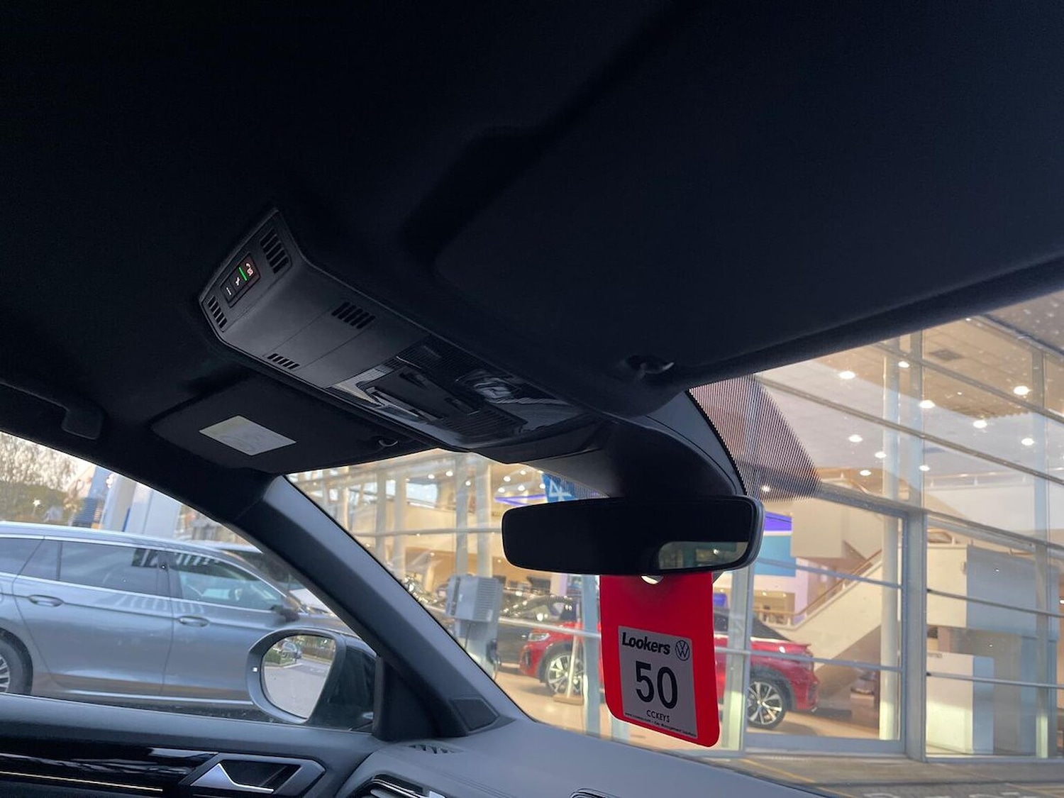 Used Volkswagen T-Roc 2025 for sale - 76490605: Photo 14