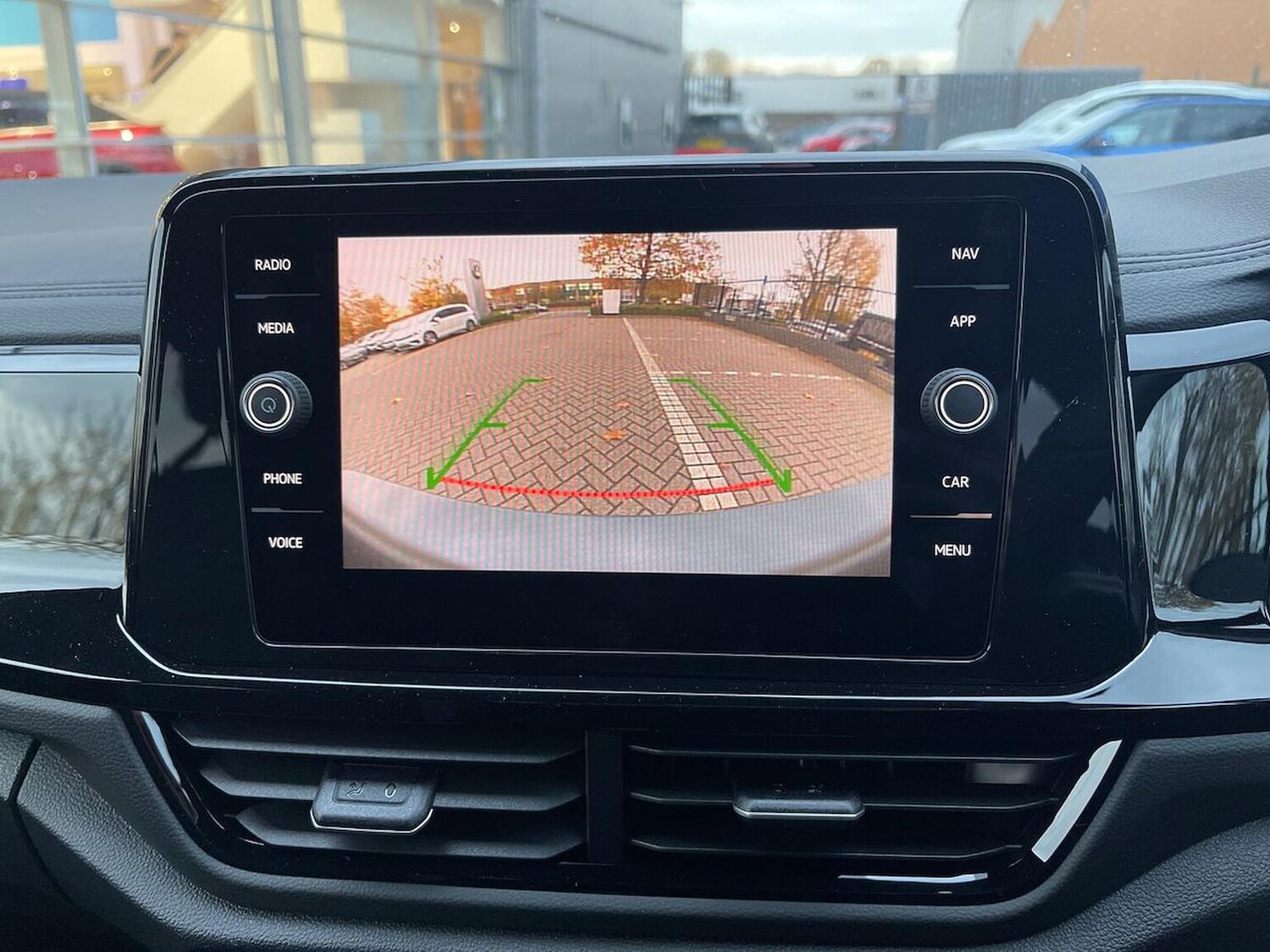 Used Volkswagen T-Roc 2025 for sale - 76490605: Photo 23