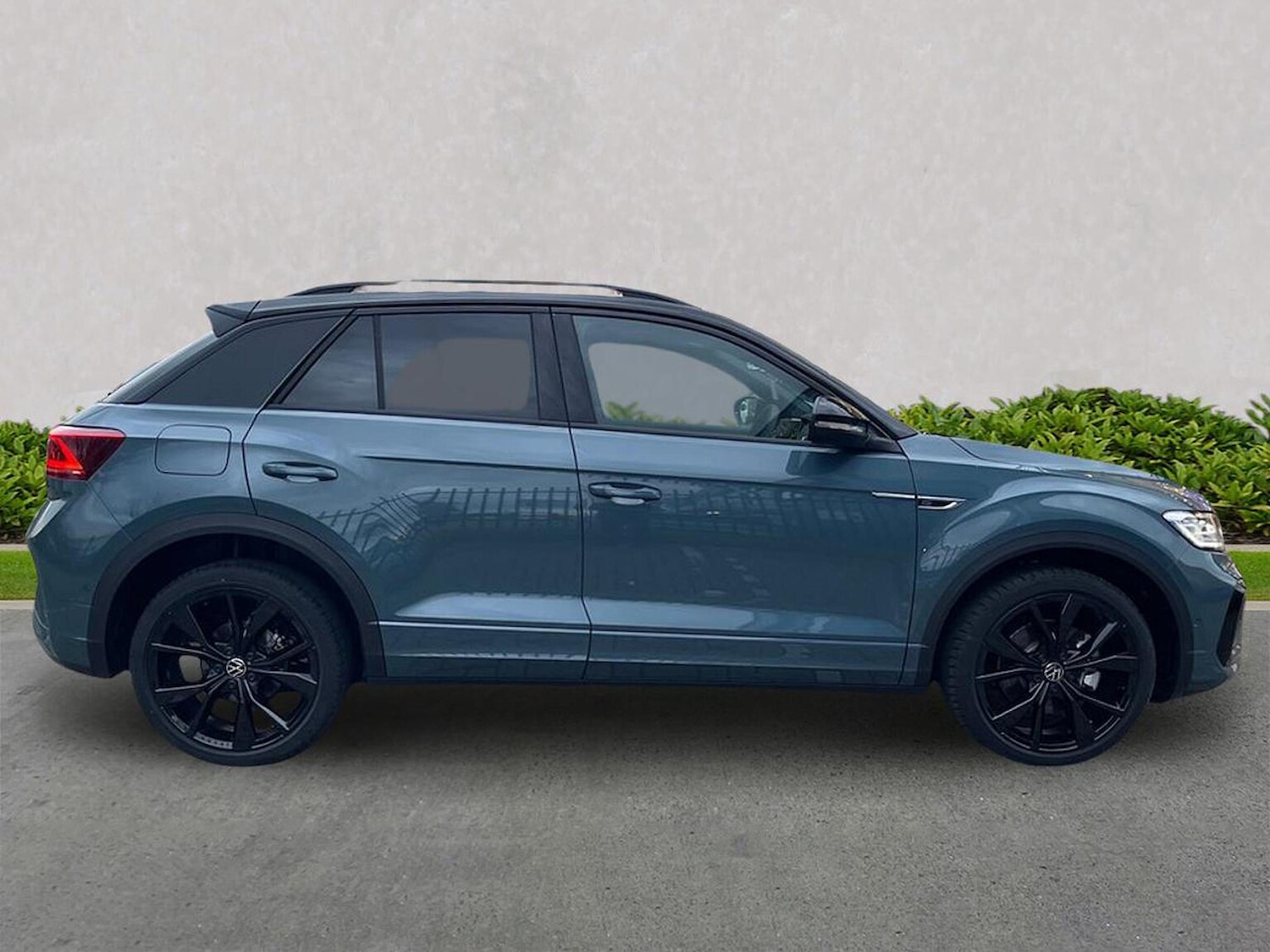 Used Volkswagen T-Roc 2025 for sale - 76490605: Photo 3