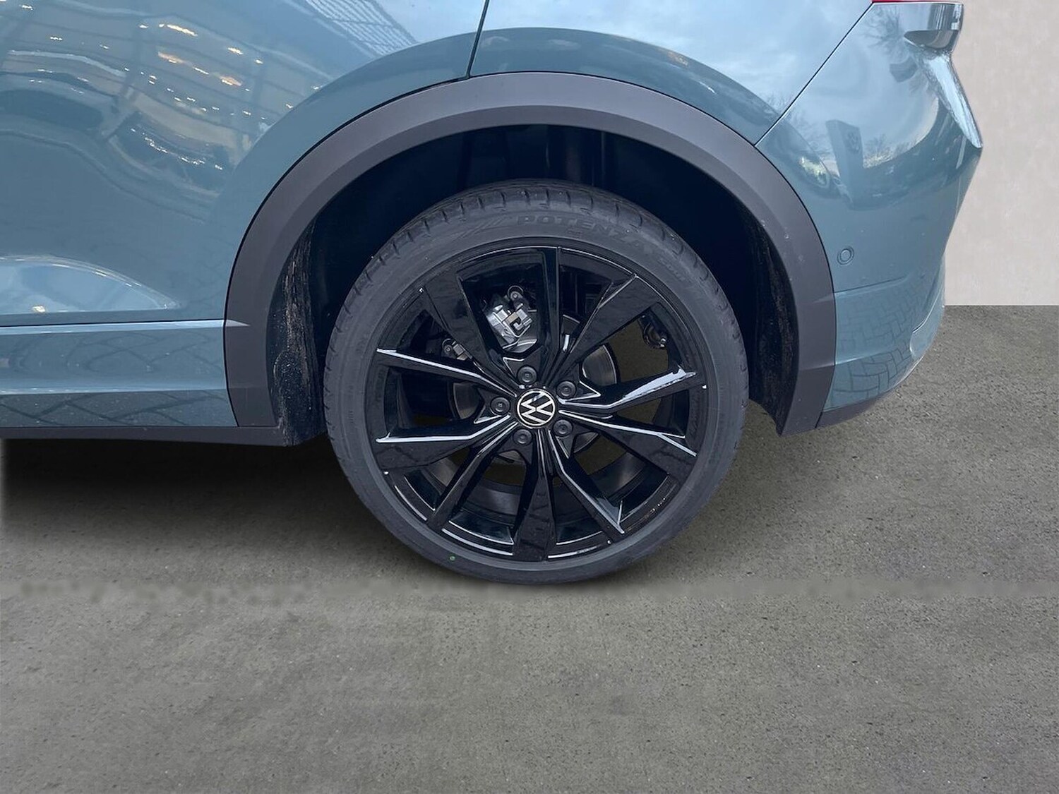 Used Volkswagen T-Roc 2025 for sale - 76490605: Photo 6