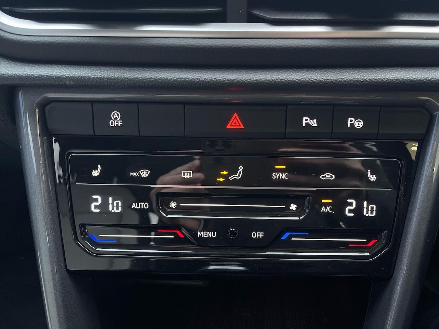 Used Volkswagen T-Roc 2025 for sale - 77487726: Photo 12