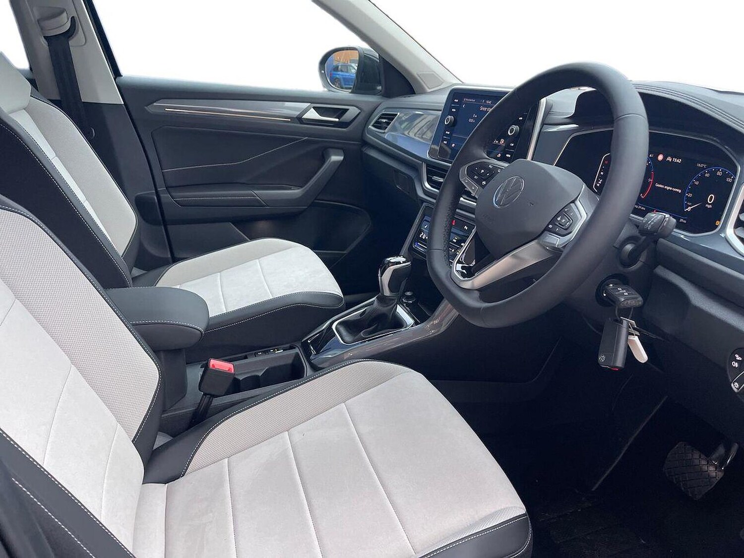 Used Volkswagen T-Roc 2025 for sale - 77487726: Photo 15