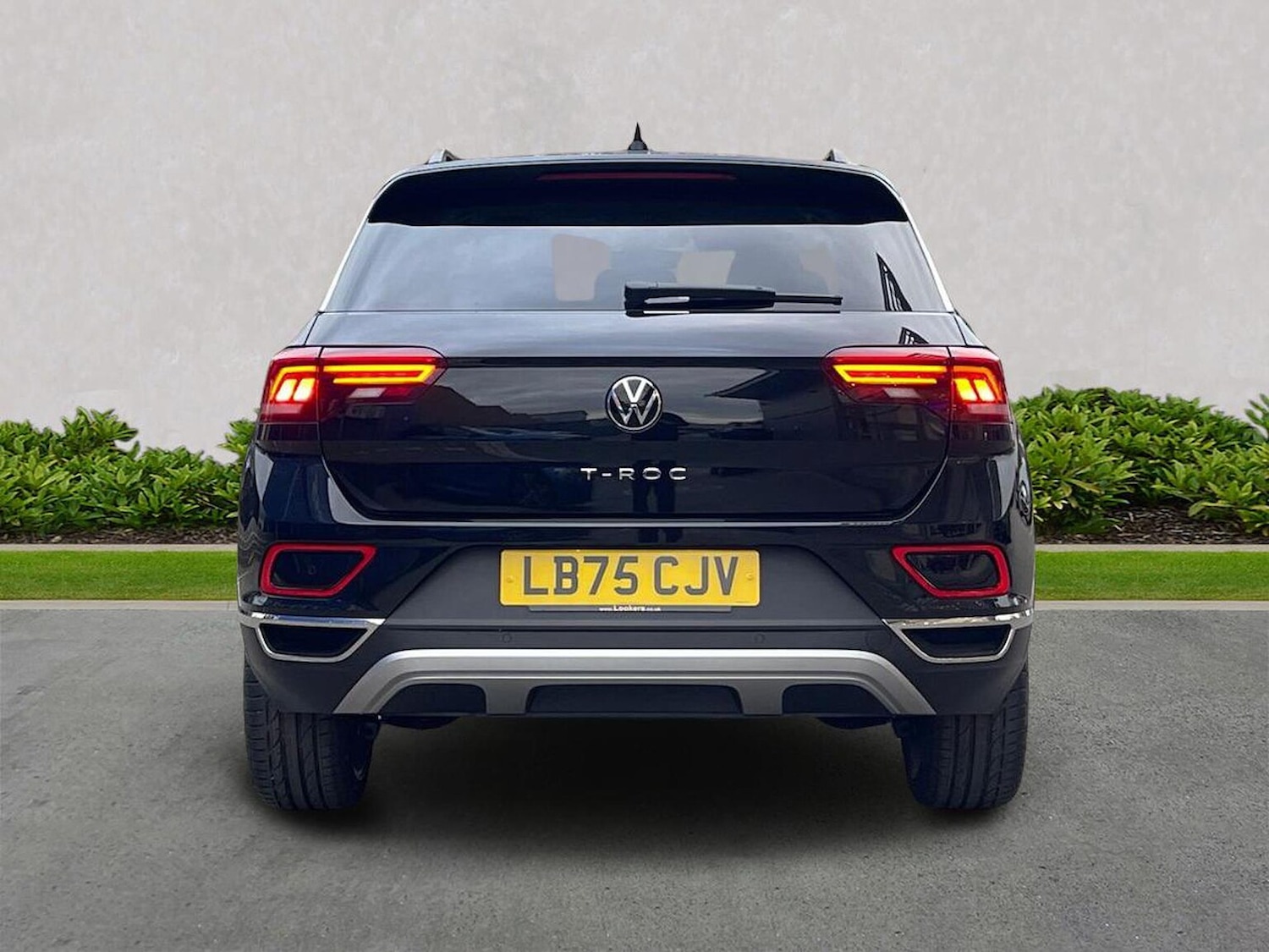 Used Volkswagen T-Roc 2025 for sale - 77487726: Photo 4