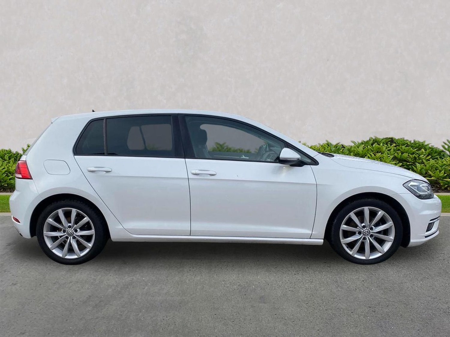 Used Volkswagen Golf 2020 for sale - 78193890: Photo 3