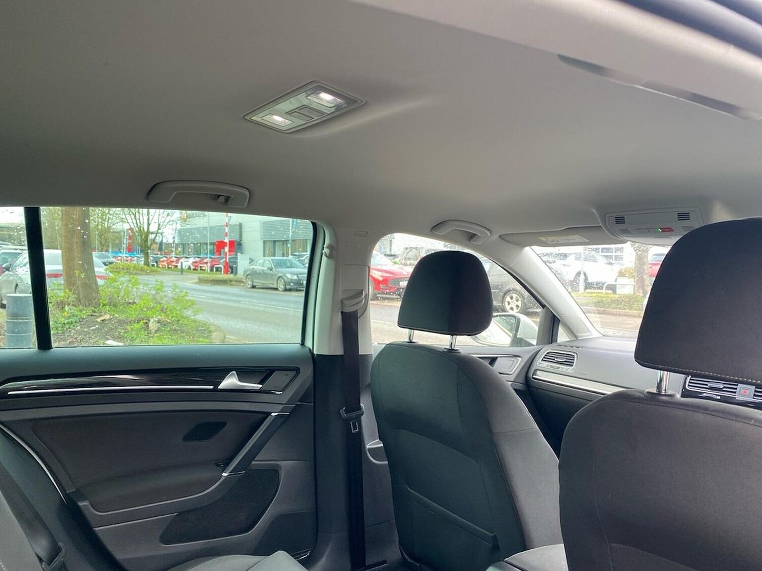 Used Volkswagen Golf 2020 for sale - 78193890: Photo 32