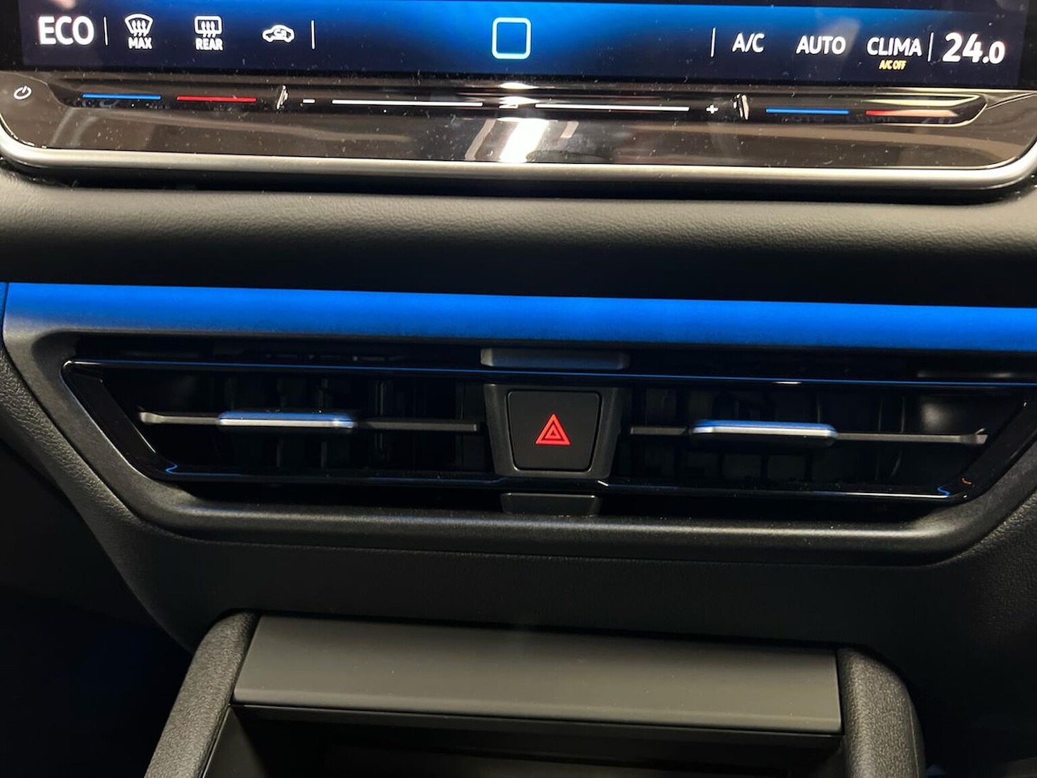 Used Volkswagen Tiguan 2025 for sale - 76449578: Photo 12