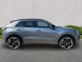 Used Volkswagen T-Roc 2026 for sale - 78972196: Photo