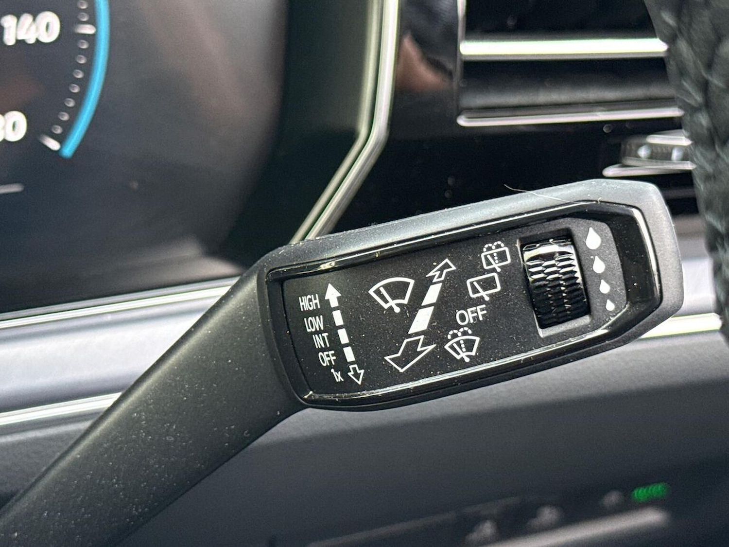 Used Volkswagen Touareg 2026 for sale - 78194074: Photo 28