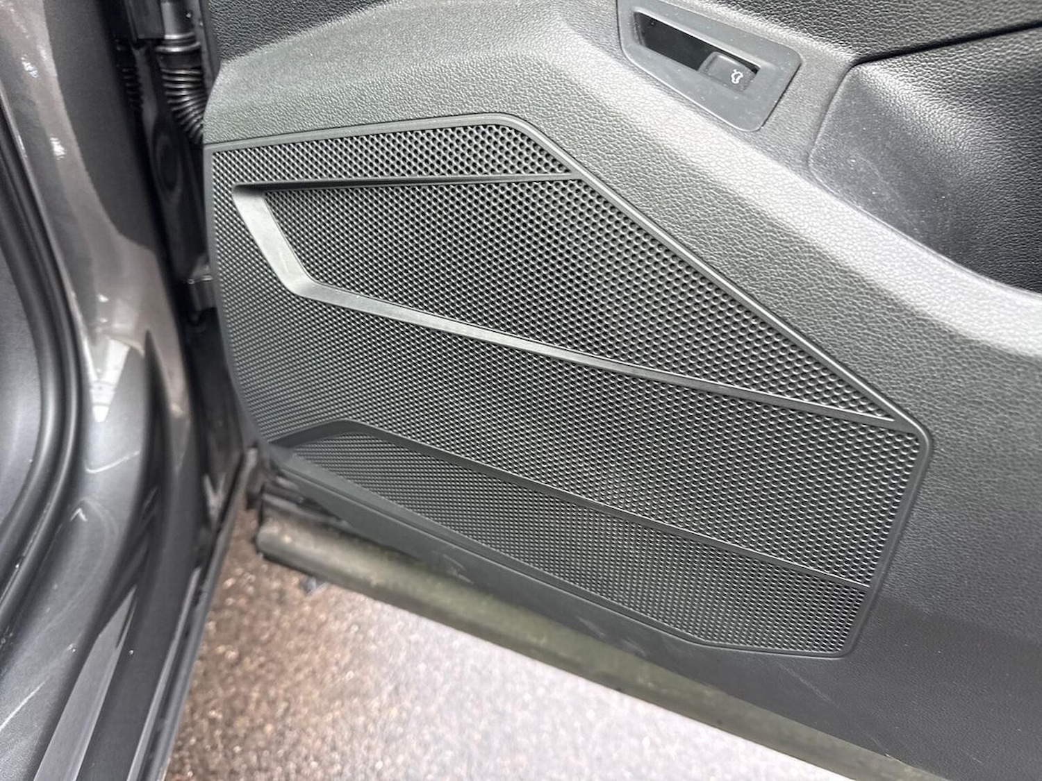 Used Volkswagen Touareg 2026 for sale - 78194074: Photo 31