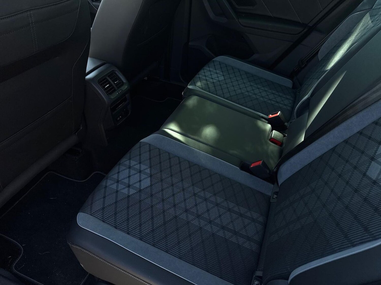 Used Volkswagen Tiguan 2023 for sale - 78194195: Photo 16