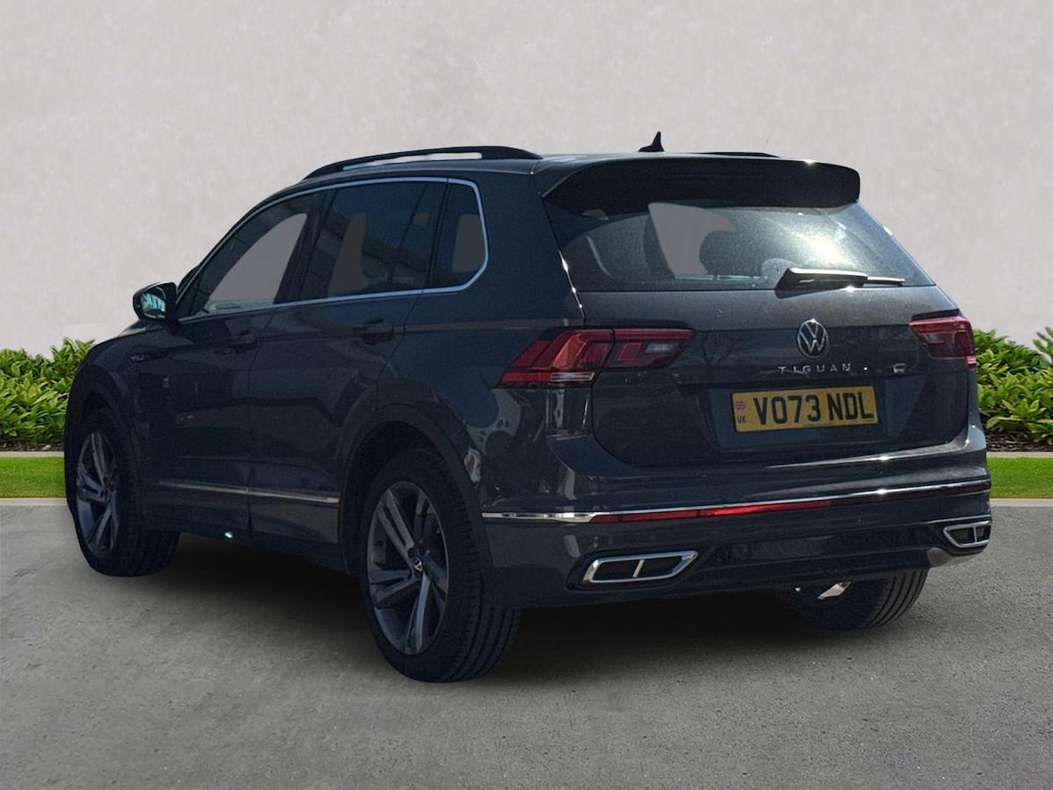 Used Volkswagen Tiguan 2023 for sale - 78194195: Photo 2