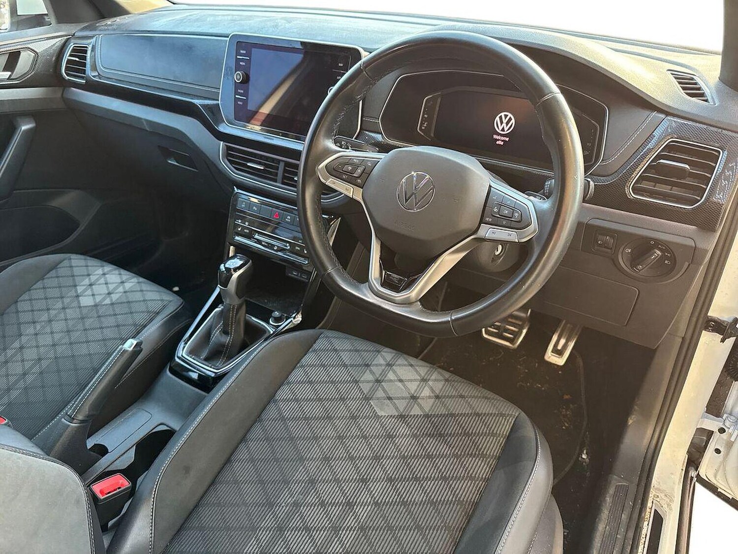 Used Volkswagen T-Cross 2024 for sale - 77487697: Photo 15