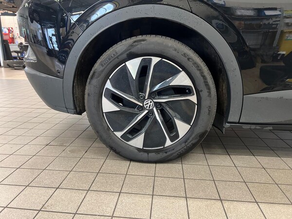 Used Volkswagen ID.4 2025 for sale - 76097081: Photo 6